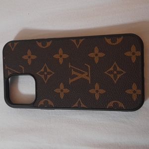 louis vuitton phone case